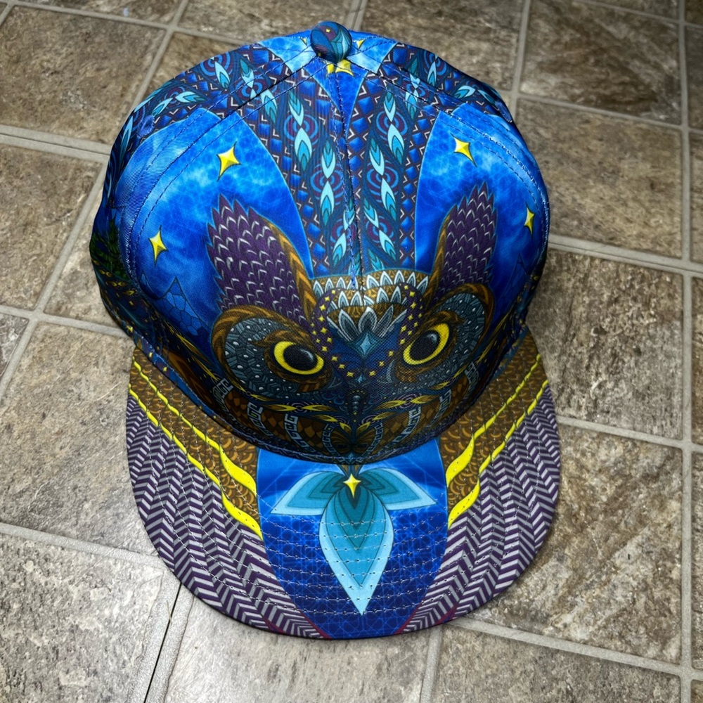 Grassroots owl snapback limited edition